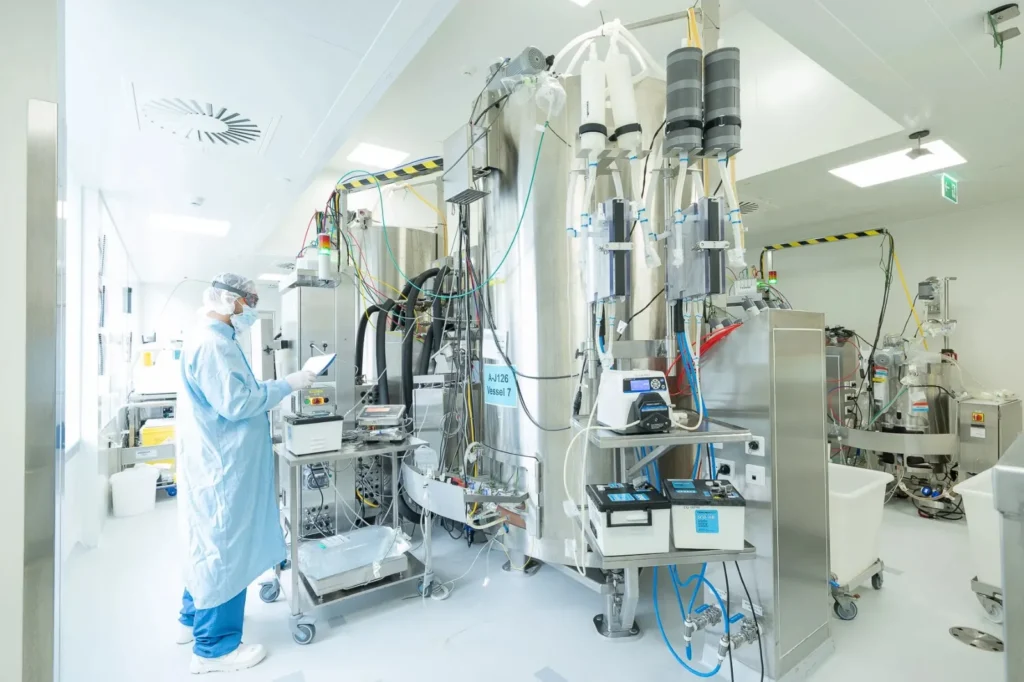 Advanced bioprocess equipment used in chemometrics and data science applications